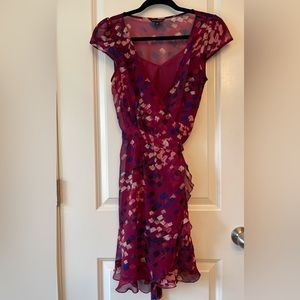 Banana Republic Size 6 Wrap Dress